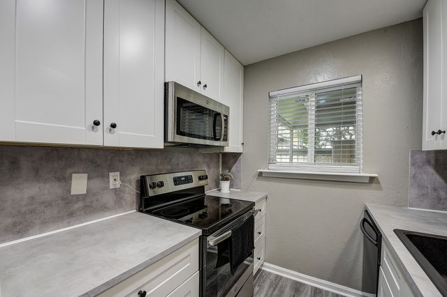 2804 Escada Drive 103, Farmers Branch, TX 75234