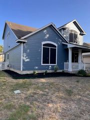 728 Sampson, Kyle, TX 78640