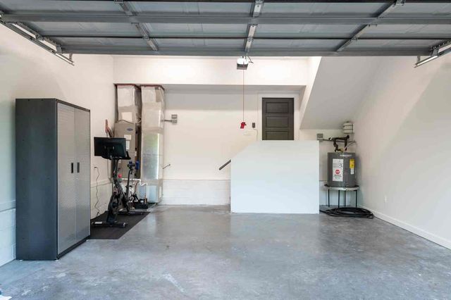738 Douglas Ave Unit 11, Nashville, TN 37207