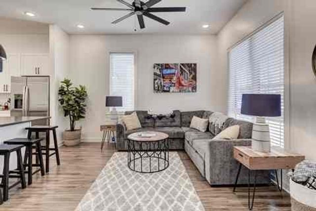 738 Douglas Ave Unit 11, Nashville, TN 37207