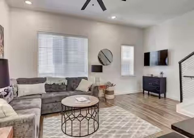738 Douglas Ave Unit 11, Nashville, TN 37207