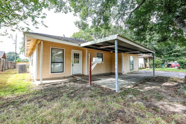 2706 Raymond Street, Pasadena, TX 77506