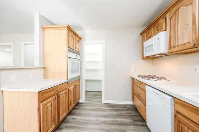 2706 Raymond Street, Pasadena, TX 77506