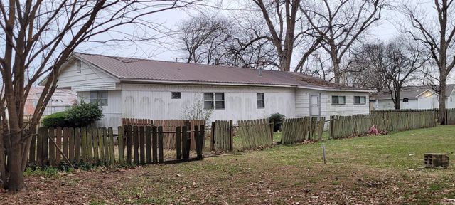 106 Johnson Street, Mccrory, AR 72101