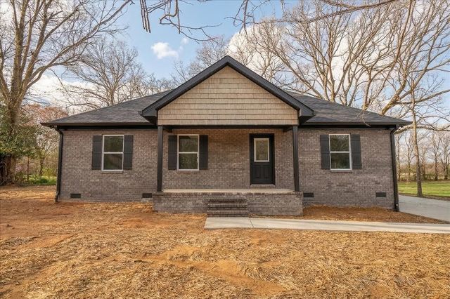 3983 Buffalo Rd, Summertown, TN 38483