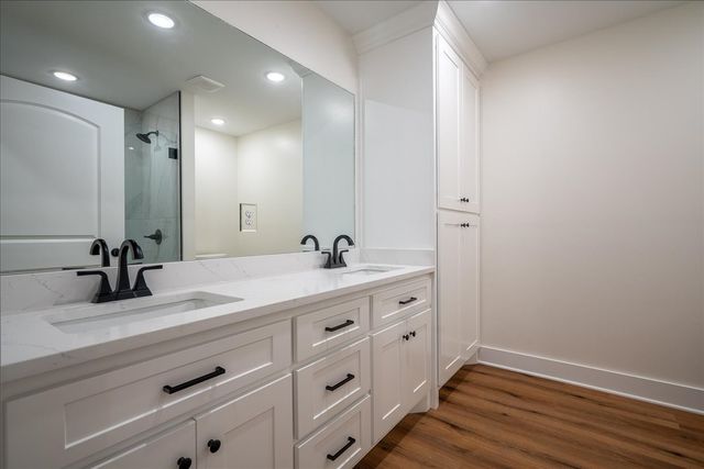 3983 Buffalo Rd, Summertown, TN 38483