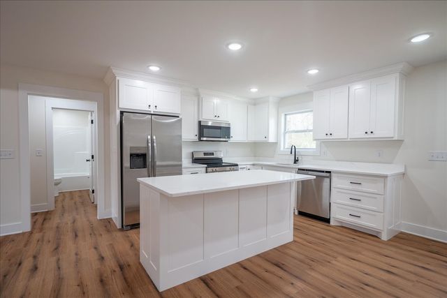 3983 Buffalo Rd, Summertown, TN 38483