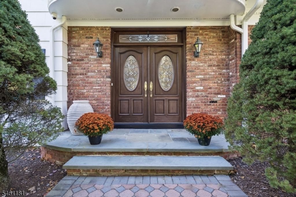 14 WESTVIEW ROAD, Millburn Twp., NJ 07078 — photo 2