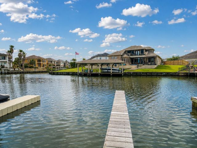 2528 Sawyer Drive, Seabrook, TX 77586