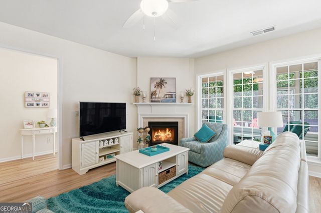 939 Santa Anita Drive, Woodstock, GA 30189