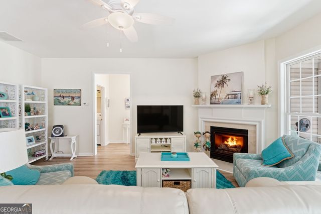 939 Santa Anita Drive, Woodstock, GA 30189