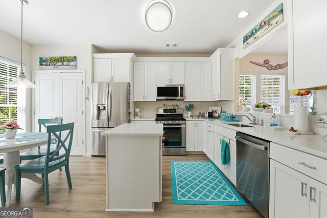 939 Santa Anita Drive, Woodstock, GA 30189