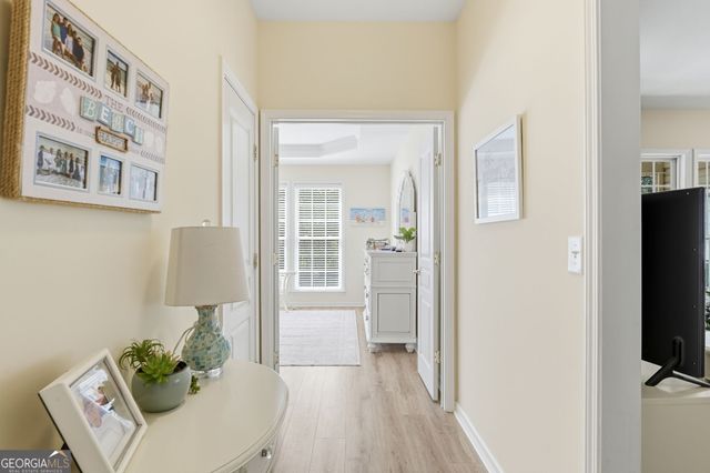 939 Santa Anita Drive, Woodstock, GA 30189