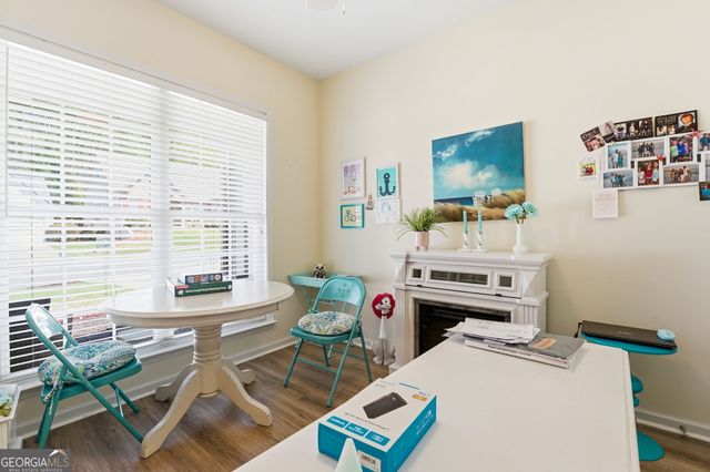 939 Santa Anita Drive, Woodstock, GA 30189