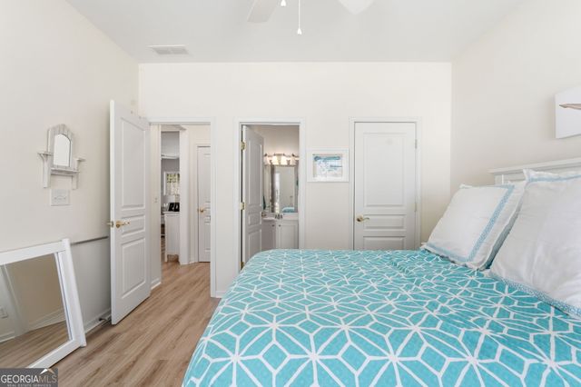 939 Santa Anita Drive, Woodstock, GA 30189