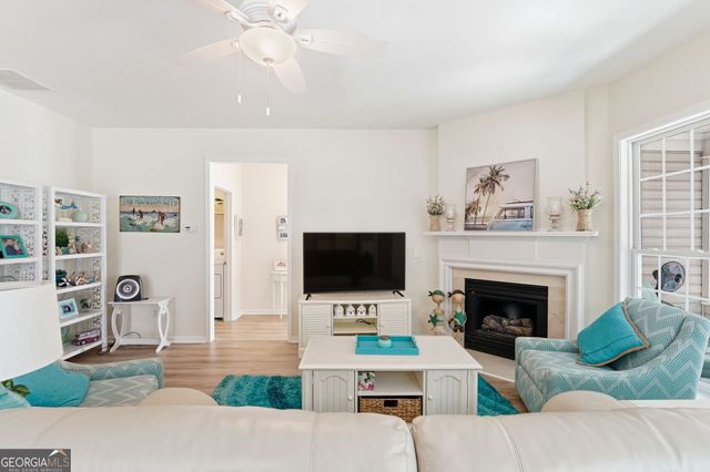 939 Santa Anita Drive, Woodstock, GA 30189