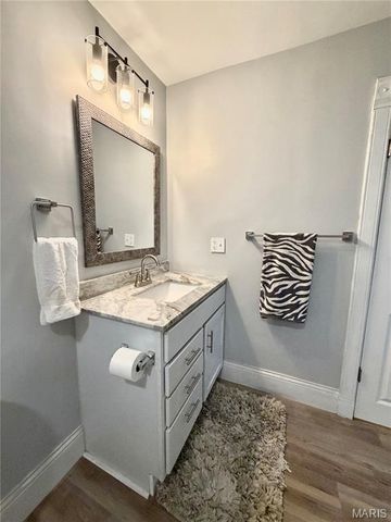 418 W 3RD, O'fallon, IL 62269