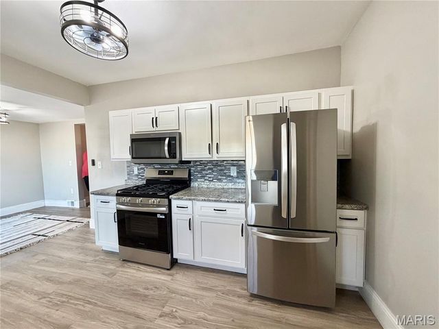 418 W 3RD, O'fallon, IL 62269