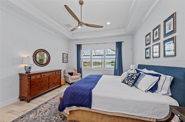 8067 WATERBEND TRAIL, Sarasota, FL 34240