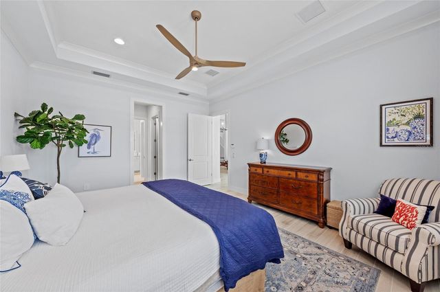 8067 WATERBEND TRAIL, Sarasota, FL 34240