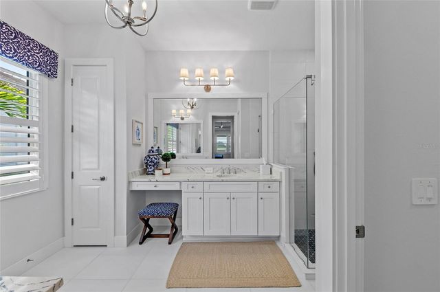 8067 WATERBEND TRAIL, Sarasota, FL 34240