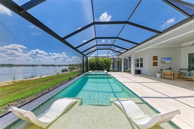 8067 WATERBEND TRAIL, Sarasota, FL 34240