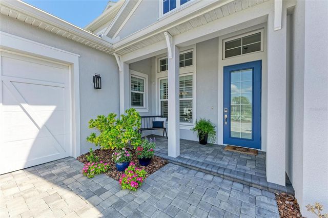 8067 WATERBEND TRAIL, Sarasota, FL 34240