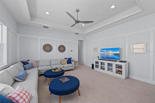 8067 WATERBEND TRAIL, Sarasota, FL 34240