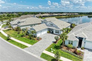 8067 WATERBEND TRAIL, Sarasota, FL 34240