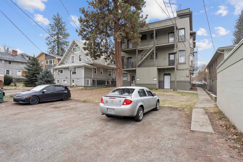 1428 W 10th Ave, Spokane, WA 99204 photo 4