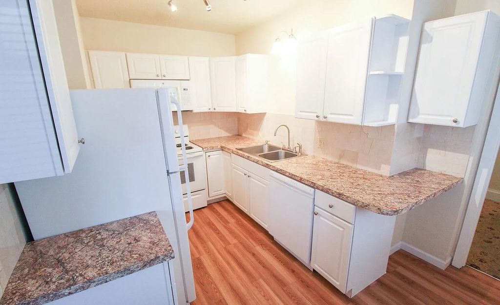 1428 W 10th Ave, Spokane, WA 99204 photo 10