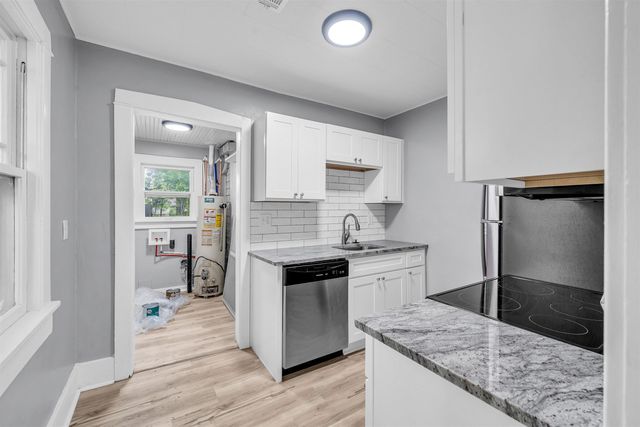 907 N Taylor, El Dorado, KS 67042