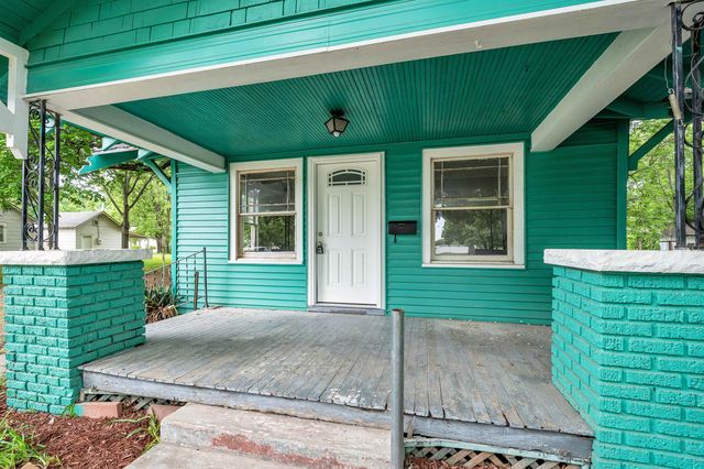 907 N Taylor, El Dorado, KS 67042
