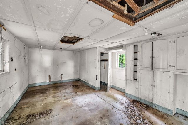 907 N Taylor, El Dorado, KS 67042