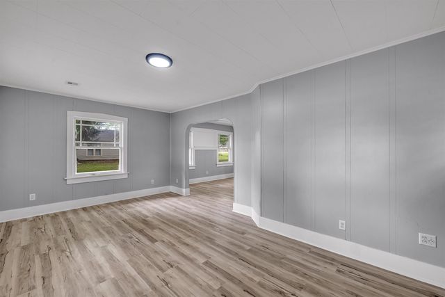 907 N Taylor, El Dorado, KS 67042