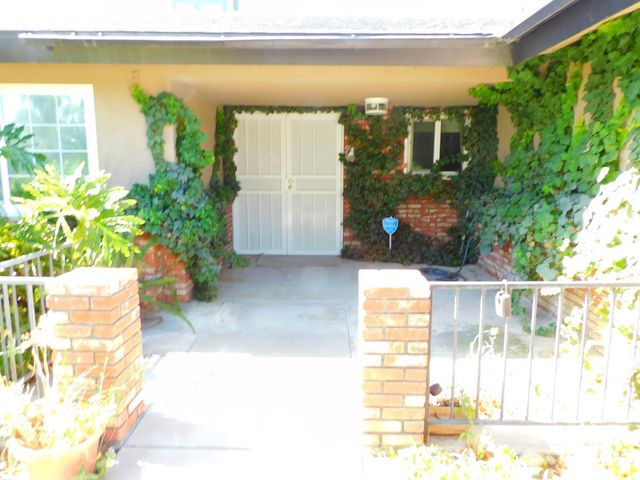 7305 Snowmass Lane, Bakersfield, CA 93309