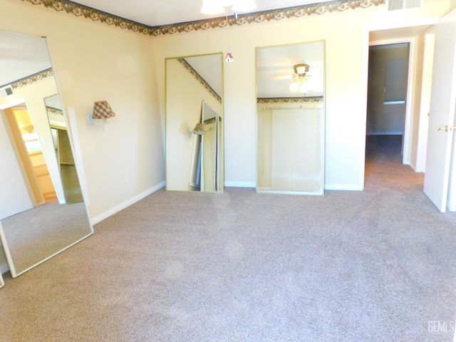 7305 Snowmass Lane, Bakersfield, CA 93309