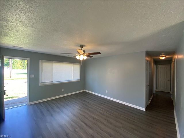 3529 Boyd RD, Virginia Beach, VA 23452