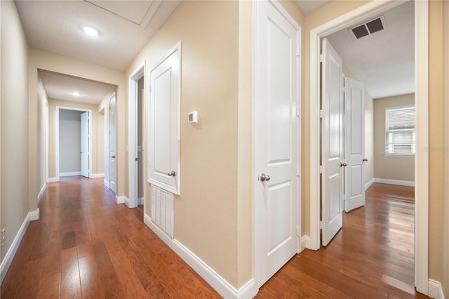 8324 VIVARO ISLE WAY, Windermere, FL 34786