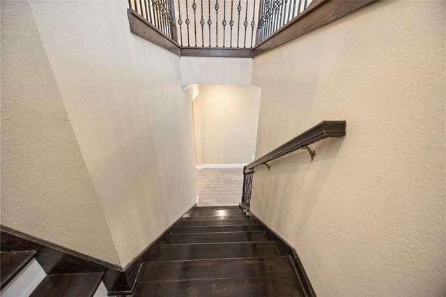 8324 VIVARO ISLE WAY, Windermere, FL 34786