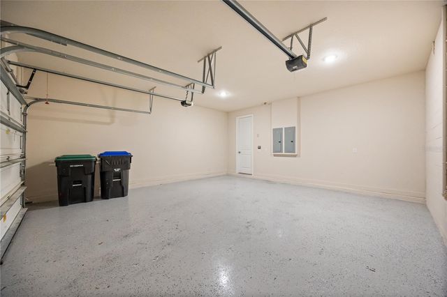 8324 VIVARO ISLE WAY, Windermere, FL 34786