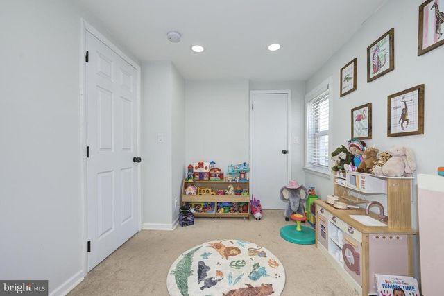 34 OAKFORD AVE, New Egypt, NJ 08533