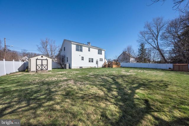 34 OAKFORD AVE, New Egypt, NJ 08533
