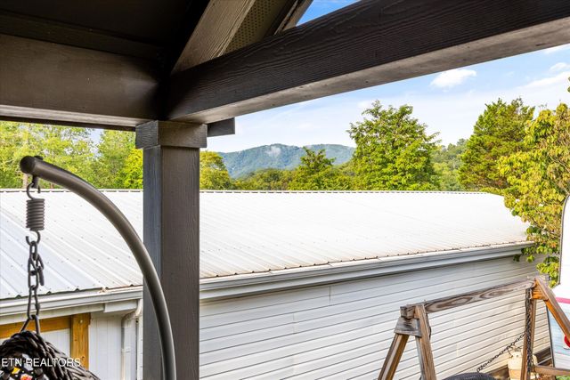 610 Whistling Swan St, Townsend, TN 37882