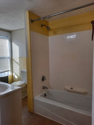 169 Main St 1, Avon, MA 02322