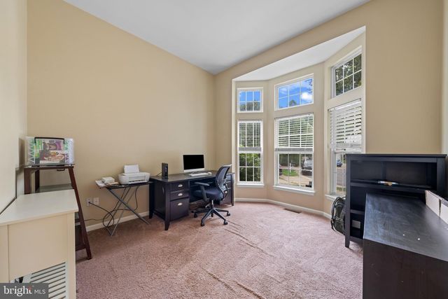 8393 TENBROOK DR, Gainesville, VA 20155