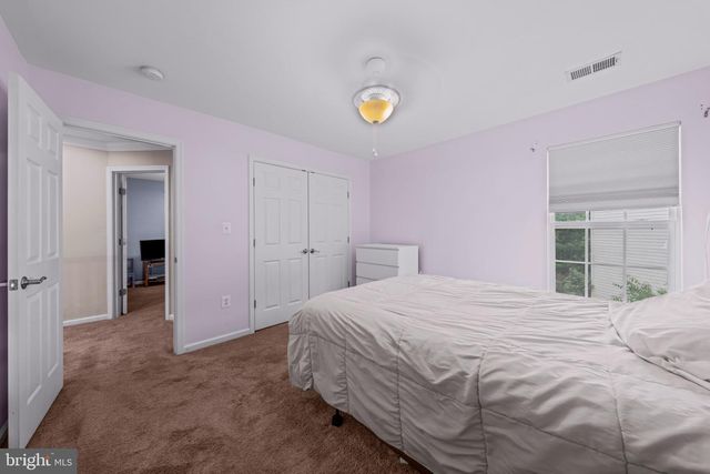 8393 TENBROOK DR, Gainesville, VA 20155
