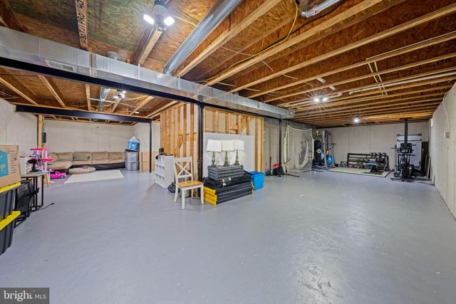 8393 TENBROOK DR, Gainesville, VA 20155