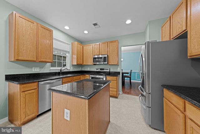 8393 TENBROOK DR, Gainesville, VA 20155