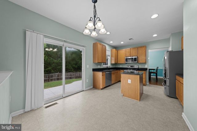 8393 TENBROOK DR, Gainesville, VA 20155